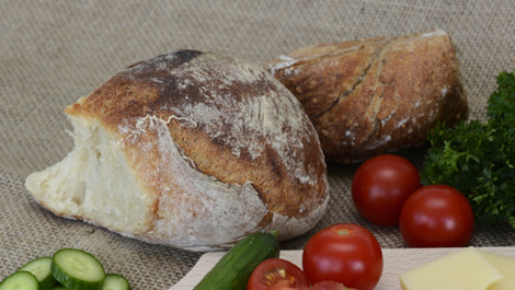 Knusprige Schweizer Bürli: So backst du die Brötchen nach