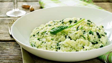 Veganes Spinat-Risotto selber kochen: So geht’s