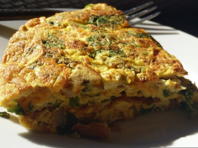 Eine Frittata gelingt im Airfryer besonders einfach.