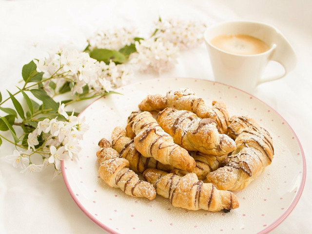 Passen zu jedem Geburtstagsfrühstück: Mini-Schoko-Croissants