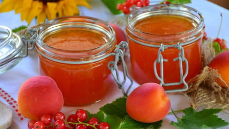 Marmelade aus gebackenen Früchten: Einfach und aromatisch