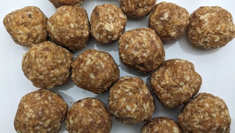 Protein Balls: Rezept für die Eiweißkugeln