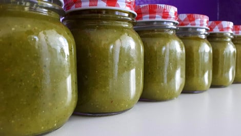 Schnittlauchpesto: Rezept für die saisonale Variante