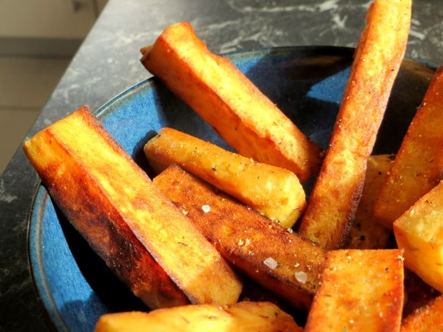 Panisse kannst du in beliebigen Formen zubereiten - beispielsweise in Pommesform.