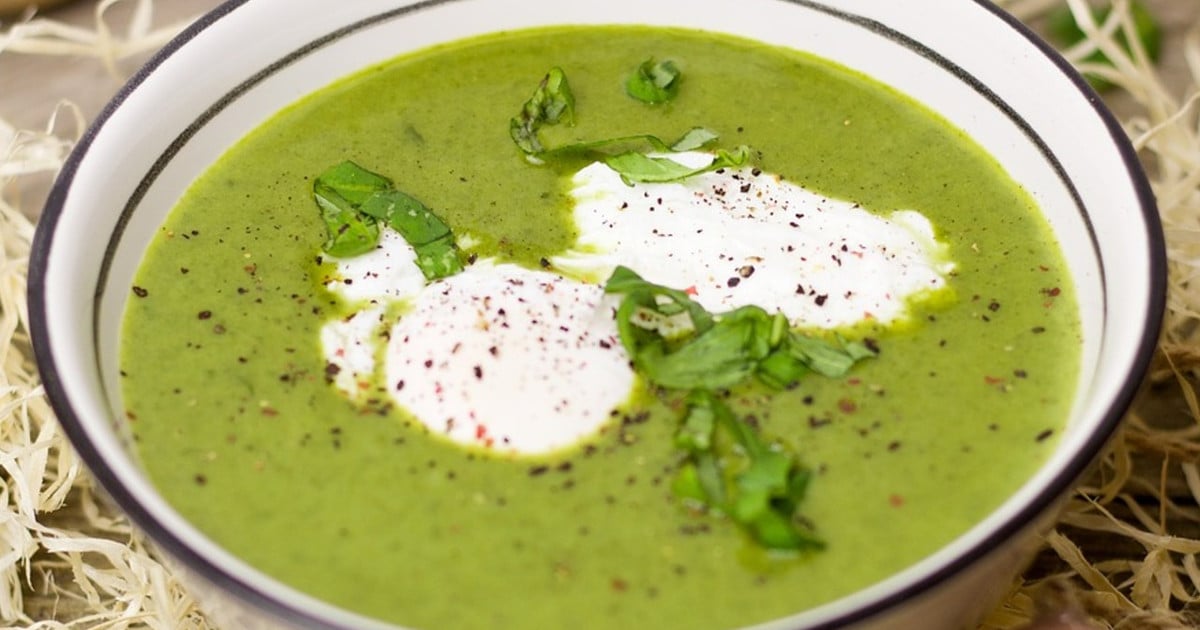 Radieschensuppe: Rezept mit Knollen und Radieschengrün | Utopias Rezeptwelt