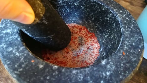 Chilisalz selber machen: Ein feurig-salziges Rezept