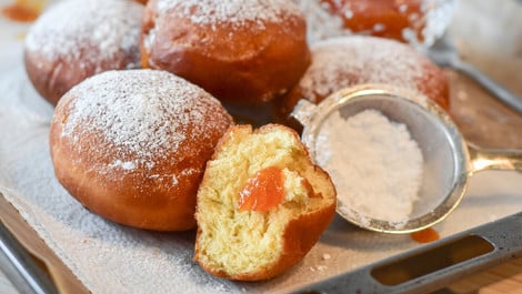 Berliner aus dem Backofen: So gelingen Krapfen ohne Fritteuse