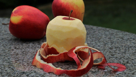 Apfelschalen verwerten: 5 Rezepte und Ideen