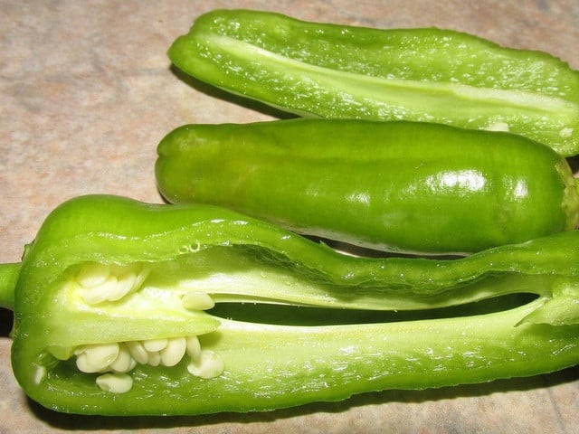 Grüne Paprika kannst du für viele Rezepte verwenden.