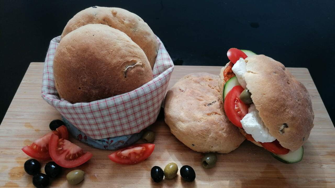 | Utopias Brot gelingt Oliven das So Puccia: mit apulische Rezeptwelt