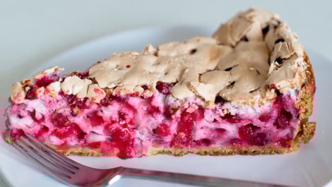 Ribiselkuchen mit Schneehaube: Pflanzliches Rezept