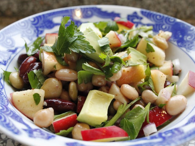 Tipps und Hinweise zum Drei-Bohnen-Salat Du kannst den Drei-Bohnen-Salat auch mit weiteren frischen Zutaten anreichern.