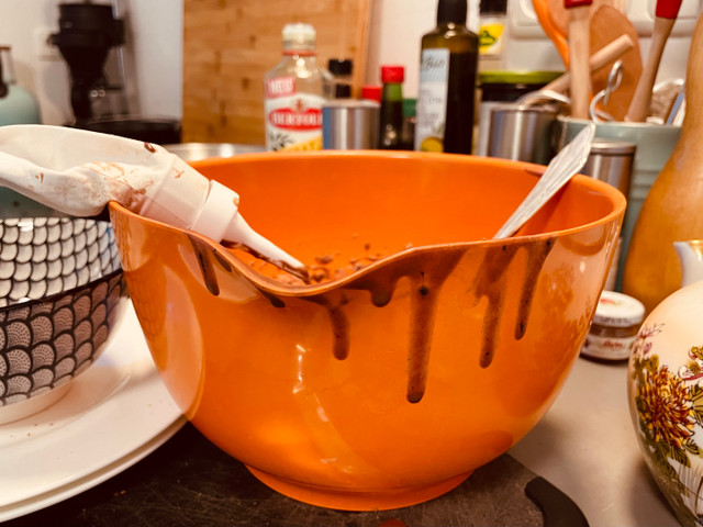 Die Tülle für den Spritzbeutel sollte möglichst klein sein.