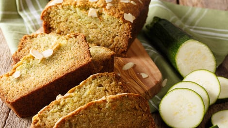 Zucchinibrot: Saftiges Rezept zum Nachbacken