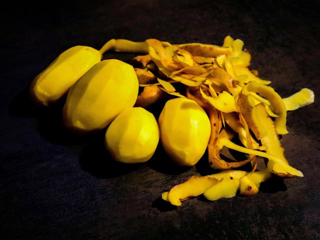 Am besten geeignet für Pasta e patate sind mehligkochende Kartoffeln.