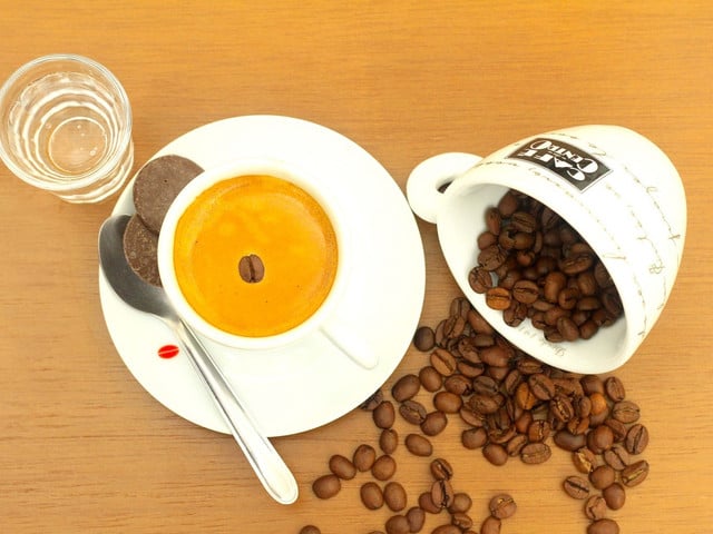 Bei Espresso und Orangensaft gilt es beim Kauf einige Hinweise zu beachten.