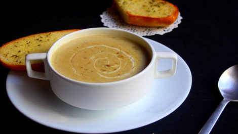 Maronensuppe: Leckeres Rezept für die cremige Suppe