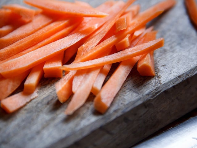 Karotten oder junge Möhren sind meist Bestandteil von Pinzimonio.