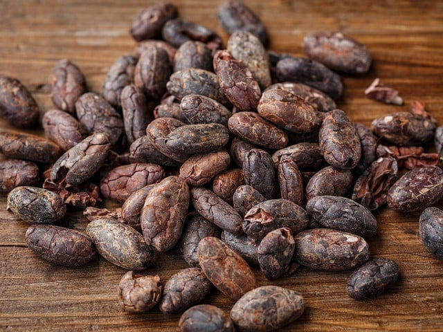 Raw Chocolate Ice Cream selber machen: So geht’s Achte bei den Zutaten für die Raw Chocolate Ice Cream auf Bio- und Fairtrade-Qualität.