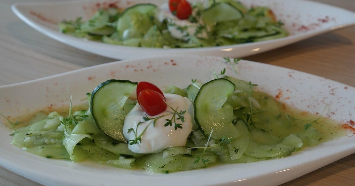 Klassisches Gurkensalat-Rezept: Schnell und erfrischend | Utopias ...