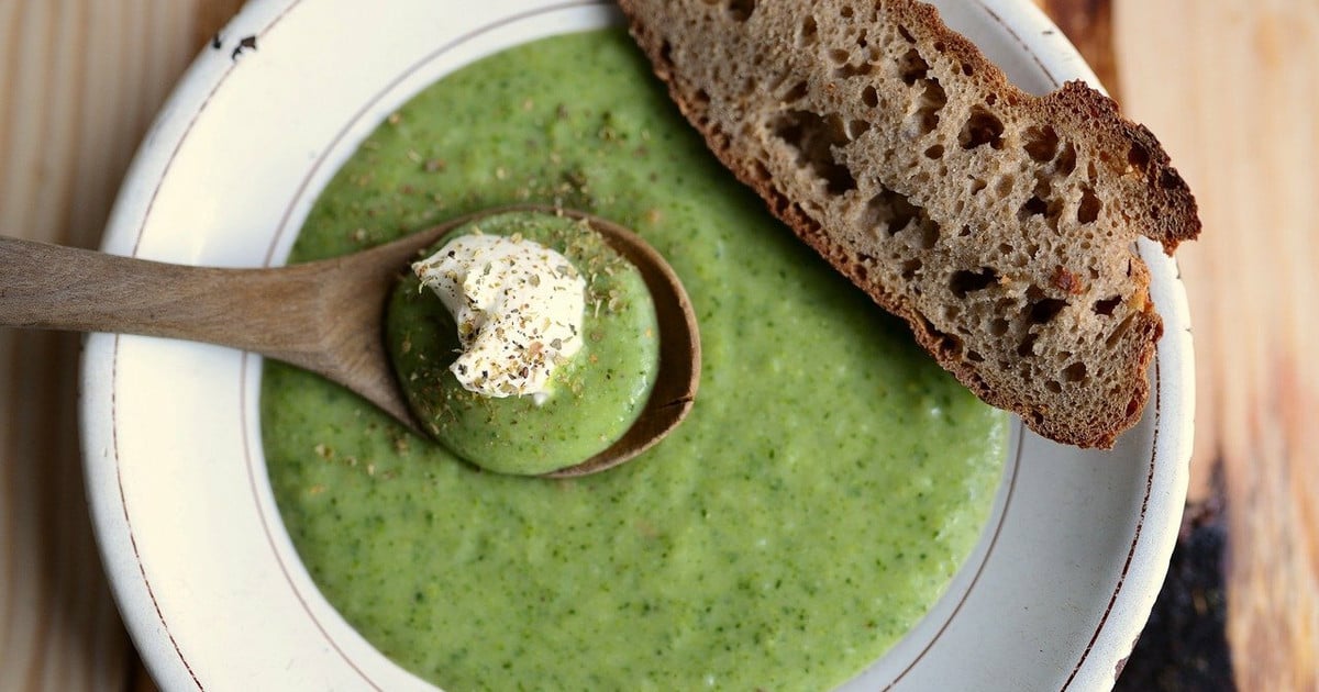 Cremige Gierschsuppe: Rezept für die Kräutersuppe | Utopias Rezeptwelt