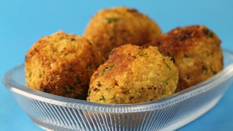 Zucchini-Bällchen: Rezept für das Fingerfood
