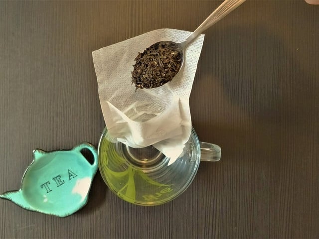 Variante: Fruchtiger Eistee für Kinder Eistee für Kinder: Du kannst verschiedene Früchtetee-Sorten verwenden.