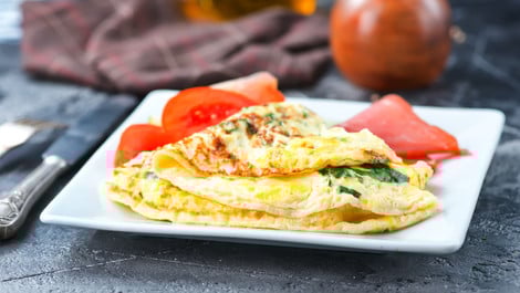 Kräuterpfannkuchen: Ein Grundrezept mit verschiedenen Kräutern