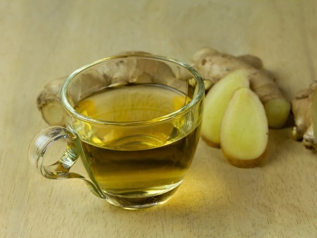 Ingwerwasser kannst du mit diesem Rezept selbst machen.