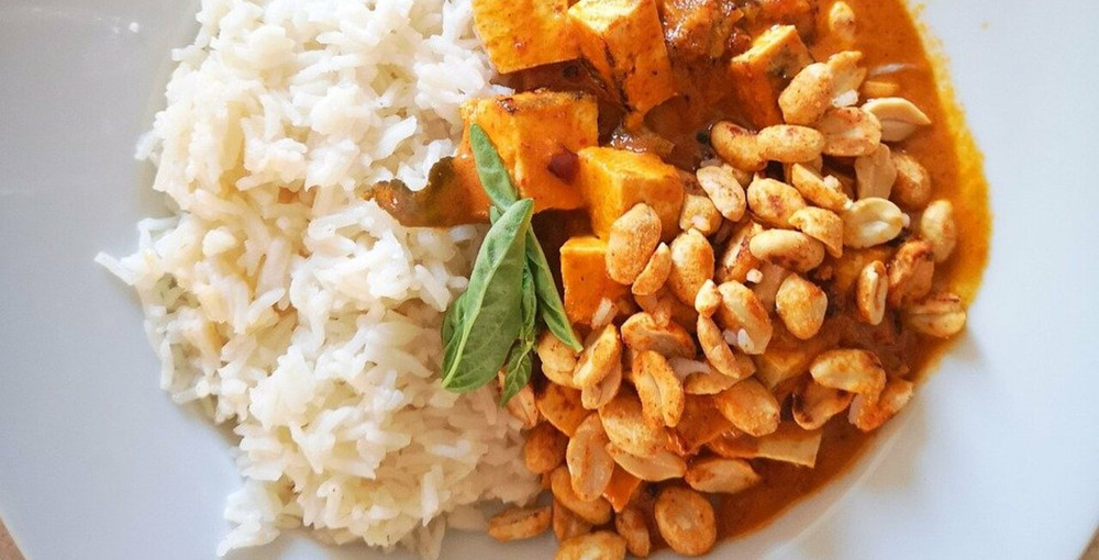 Erdnuss Curry 