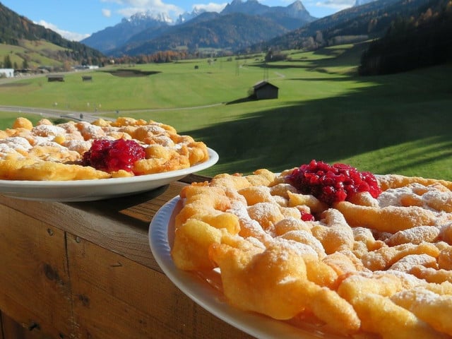 Strauben: Rezept aus Südtirol