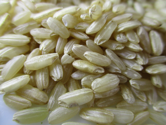 Veganes Spinat-Risotto: Das Rezept Für das Spinat-Risotto kannst du Arborio-Reis verwenden oder Milchreis funktioniert auch.
