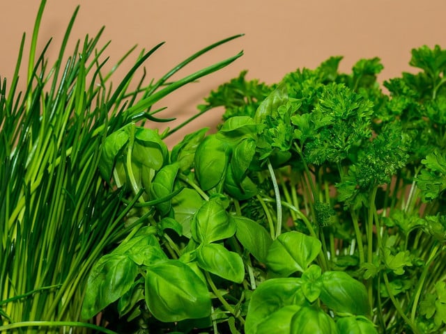 Möhrenpuffer: Variationen Weitere Zutaten machen die Möhrenpuffer noch aromatischer.