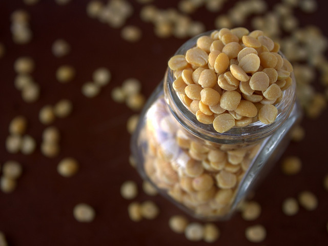 Vegane Aschenputtelsuppe: Das Rezept Linsen verleihen der Aschenputtelsuppe gute Nährwerte.