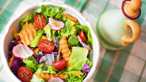 Bunter Salat: Rezept fürs ganze Jahr