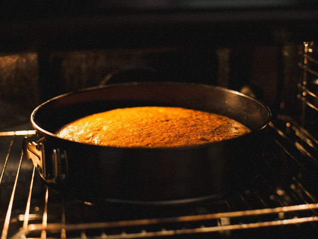 Ein Wasserkuchen ohne Butter und Ei ist schnell angerührt und braucht nur wenige Zutaten.
