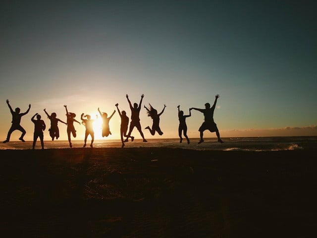 Das "Glückshormon" Serotonin hat vielfältige Aufaben im Körper.