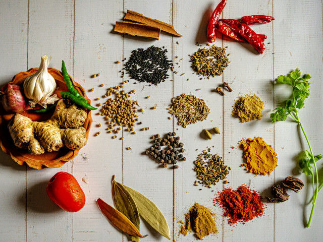 Gebackene Lupinen schmecken mit vielen unterschiedlichen Gewürz-Kombinationen.