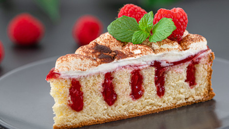 Poke Cake: Rezept für den Trendkuchen
