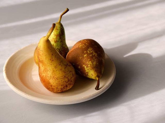 Birnen-Schmand-Kuchen: Saftig, cremig, einfach Im Herbst kannst du den Birnen-Schmand-Kuchen mit frischen Birnen aus der Region zubereiten.