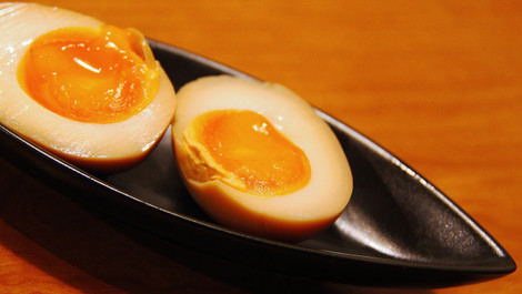 Veganes Ei: Rezept für „hartgekochtes Ei“