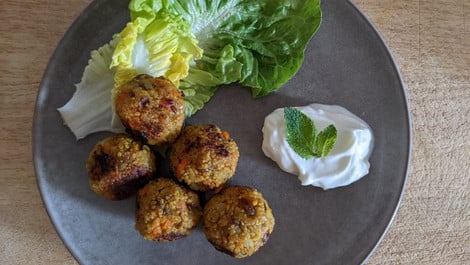 Couscous-Bällchen: Einfaches und gesundes Rezept zum Mitnehmen