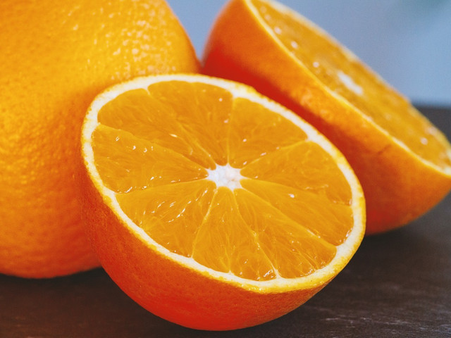 Wichtigste Zutat für die Orangensauce: Bio-Orangen.