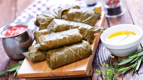 Kohlrabiröllchen: Rezept für gefüllte Blätter