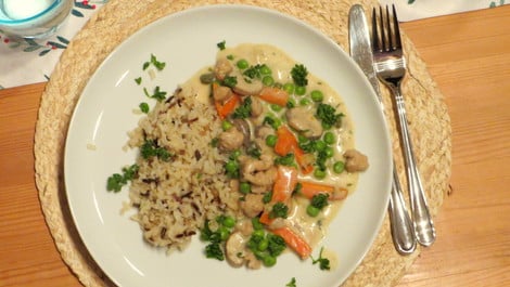 Veganes Hühnerfrikassee: Pflanzliches Rezept für den Klassiker