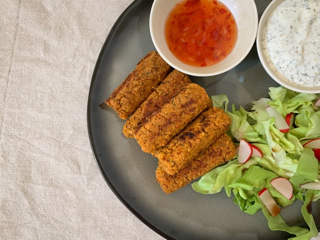 So bereitest du vegane Cavapcici zu Vegane Cevapcici kannst du ohne viel Aufwand selbst zubereiten.